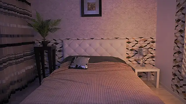 EmilySunshineS online show from April 3, 6:11 am