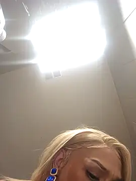 MichellKc online show from November 22, 4:26 am