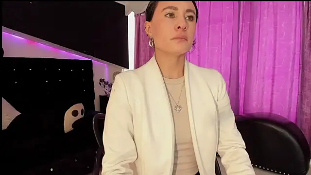 Coral Gibson online show from March 9, 12:52 pm