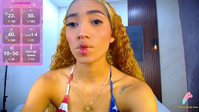 Charlotte Love10 online show from October 17, 8:34 pm