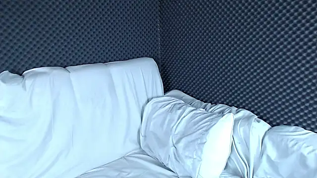  joy yva online show from March 8, 8:35 pm