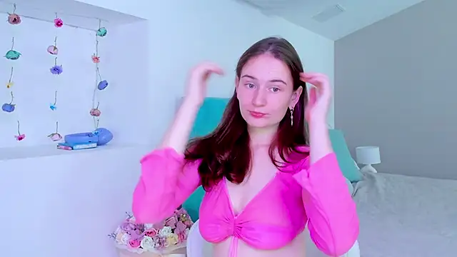 L1ittle kitty  online show from September 25, 5:50 am