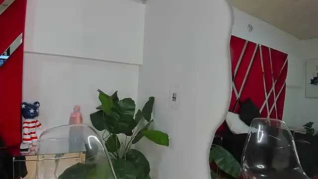 Milanxht online show from September 8, 8:30 pm