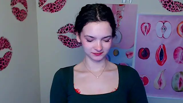  SusieSu  online show from March 3, 1:06 pm