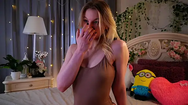 EdlinAlliston online show from January 18, 3:19 pm