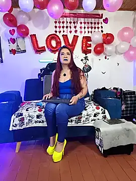 keila j online show from February 19, 10:04 am