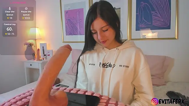 Eva depp online show from October 1, 11:48 am