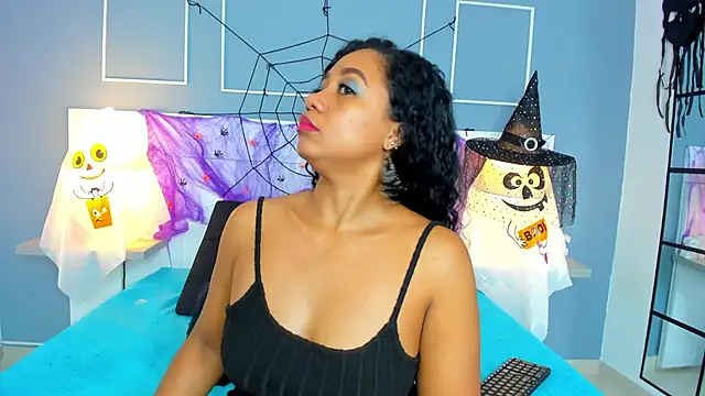 Kamila-Kane online show from October 25, 11:00 pm