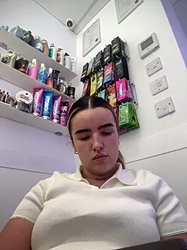 maisiesmithx online show from July 1, 3:11 pm
