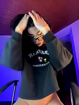 sue   0 online show from September 10, 6:35 am