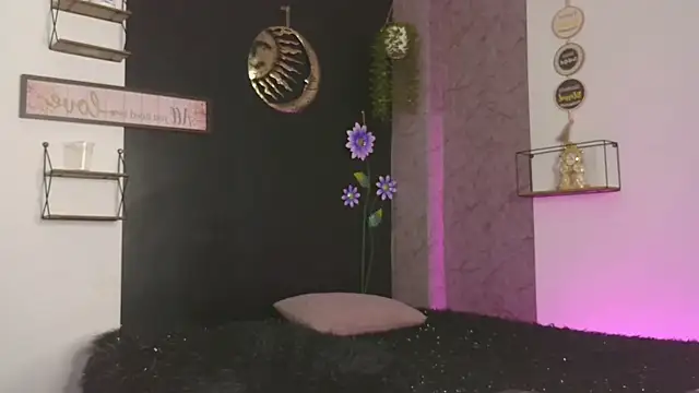 Kadybrown online show from September 10, 2:28 pm