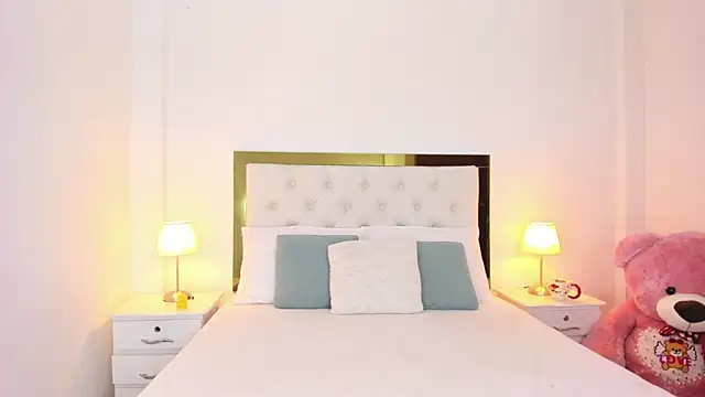 SofiaBosch online show from February 2, 3:27 am