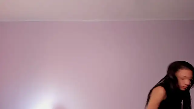 lupeebony online show from June 3, 8:03 pm