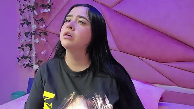 Victoria Rossy online show from October 6, 7:29 pm