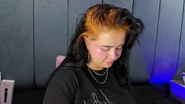 Victoria Rossy online show from April 20, 10:13 pm