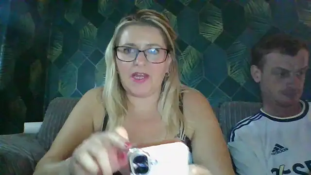 SweetXCandyX online show from November 13, 5:45 pm