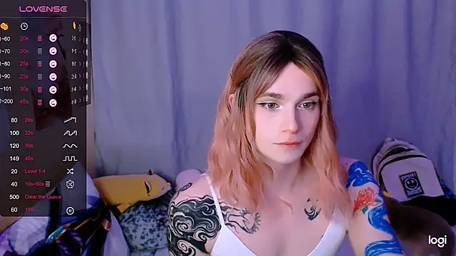 Alice Hells online show from April 28, 4:11 pm