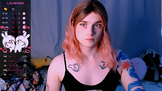 Alice Hells online show from September 25, 4:00 am