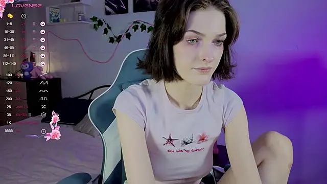 Sweet Paradox online show from October 3, 8:08 am