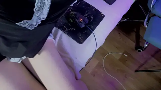 Sweet Paradox online show from October 13, 7:27 pm