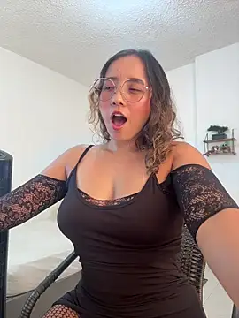 Kay LustyWife online show from November 11, 3:09 pm