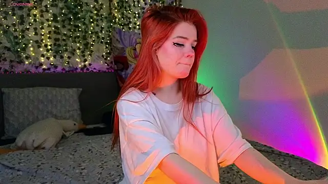 RedVelveten online show from March 24, 11:48 am