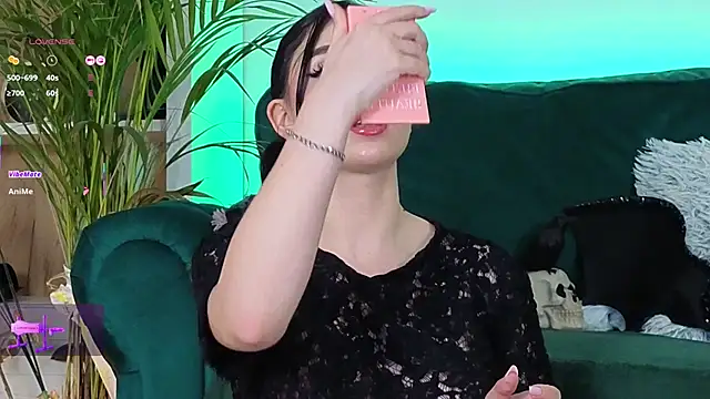 Avery-- online show from November 4, 10:53 am