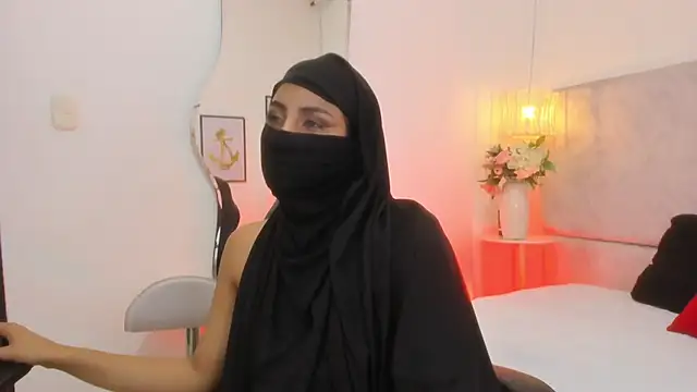 naomiii   online show from March 7, 12:12 pm