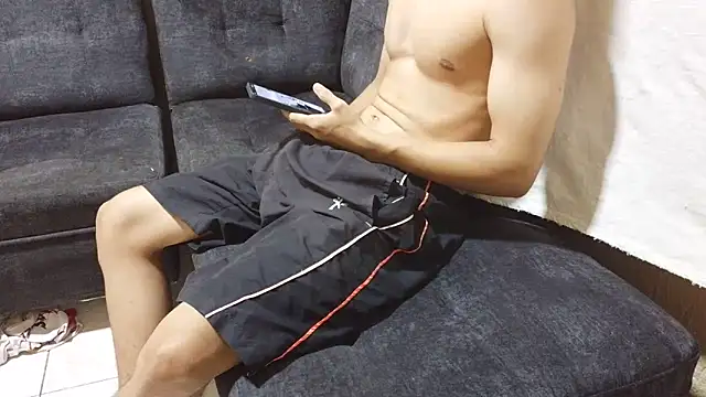 Danielraz online show from June 5, 11:33 pm