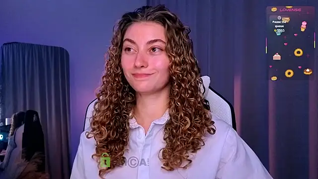 lady curls online show from October 1, 9:09 pm