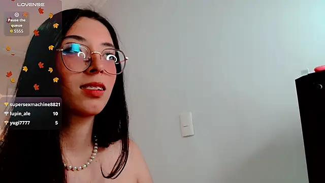 brooklove doll online show from October 11, 5:23 am