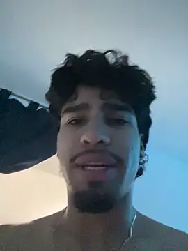 andy 0018 online show from April 30, 6:07 am