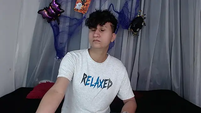 Im Milan Rs online show from October 15, 3:20 am