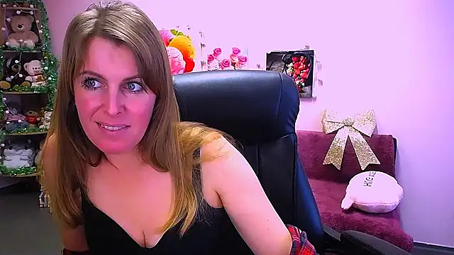 Hot Milady online show from January 13, 12:42 pm