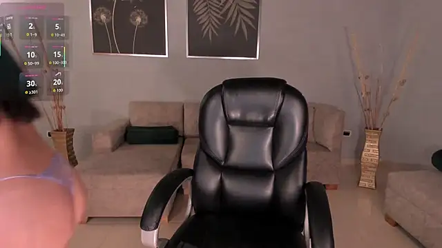 ValeriaRoldanX online show from September 12, 5:19 am