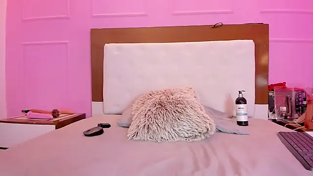 alysonJackson online show from November 18, 7:37 pm