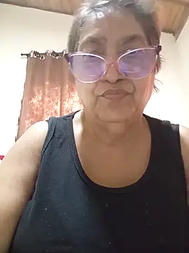 florecita69 online show from April 20, 3:04 pm