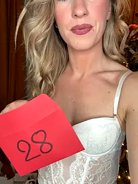 lola tentatiion online show from November 19, 8:31 pm