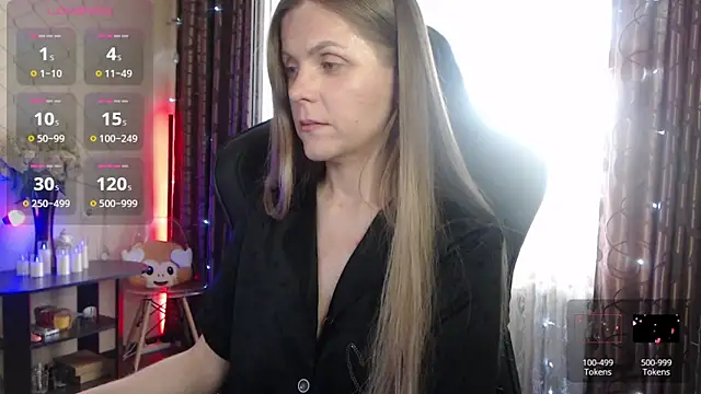 JessieOMays online show from May 3, 11:13 am