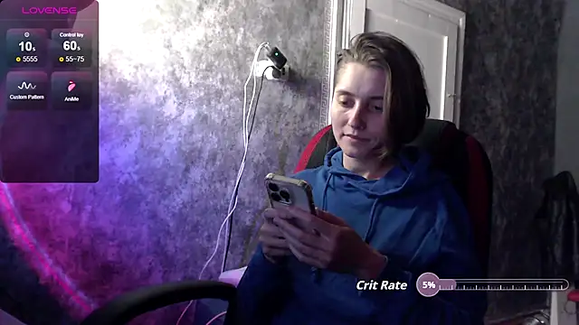 womanstrong78 online show from September 13, 7:27 am