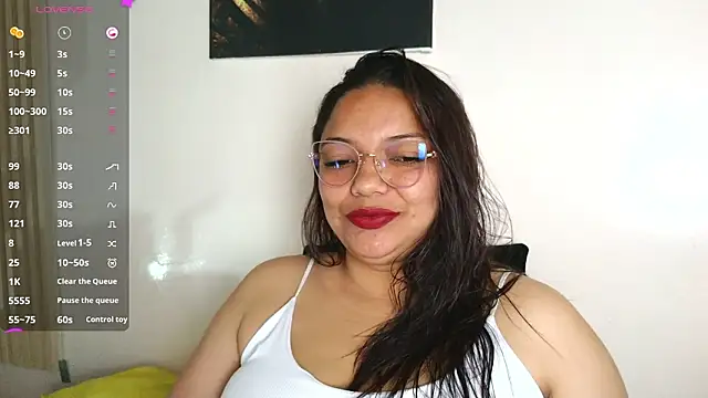 virtual charm online show from February 5, 1:03 pm