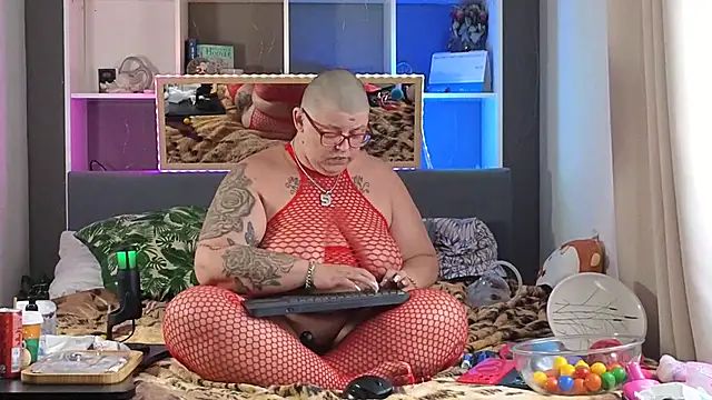 SunshineLexi online show from September 9, 3:23 pm