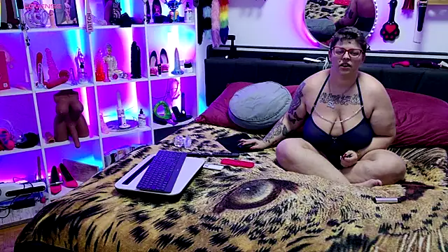 SunshineLexi online show from January 16, 4:47 pm