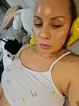 Sparkle2206 online show from October 13, 10:01 pm