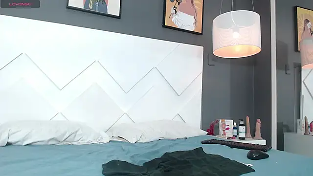 KyleDoom online show from September 12, 1:07 pm