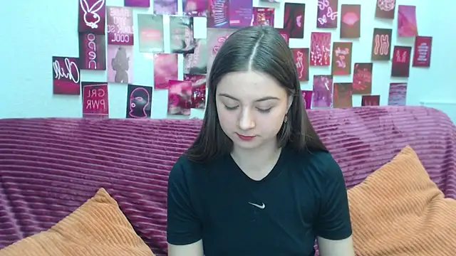 MilanaRoza online show from March 15, 6:26 am