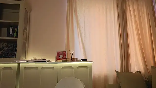 Alisia Mars online show from March 11, 5:44 am