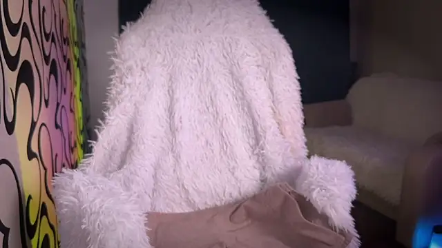 VanessaWayne online show from November 13, 10:31 pm