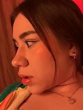 Im Valen Cute online show from October 31, 3:41 am