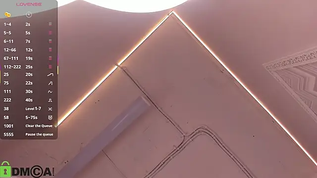 Jennifer Wadee online show from September 18, 11:58 pm